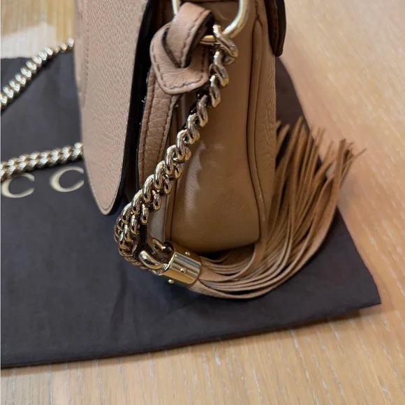 Gucci Tan Leather SoHo Flap Crossbody Bag - Picture 5 of 15